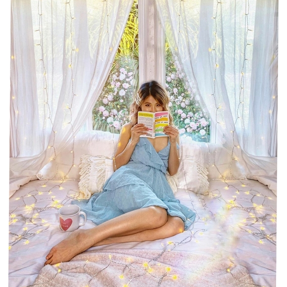 Gal Meets Glam Dress Wrap Helena V Neck Tiered Belt Eyelet Flowy Blue Light NWT - Picture 5 of 10